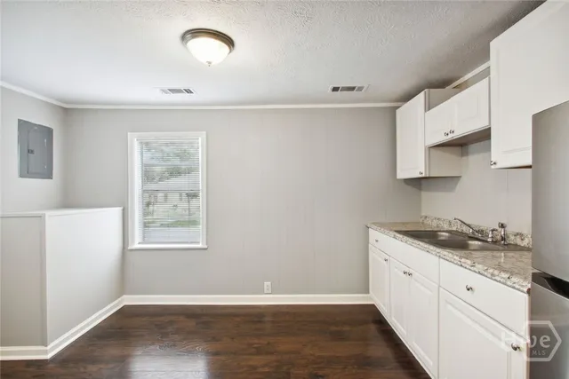 $1,600 | 1001 Treat, Savannah, GA 31404