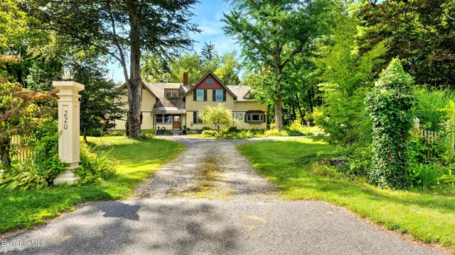 $1,085,000 | 220 Kemble Street, Lenox, MA 01240