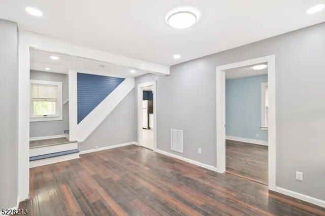 $3,000 | 21 Ledgewood Avenue, Netcong, NJ 07857