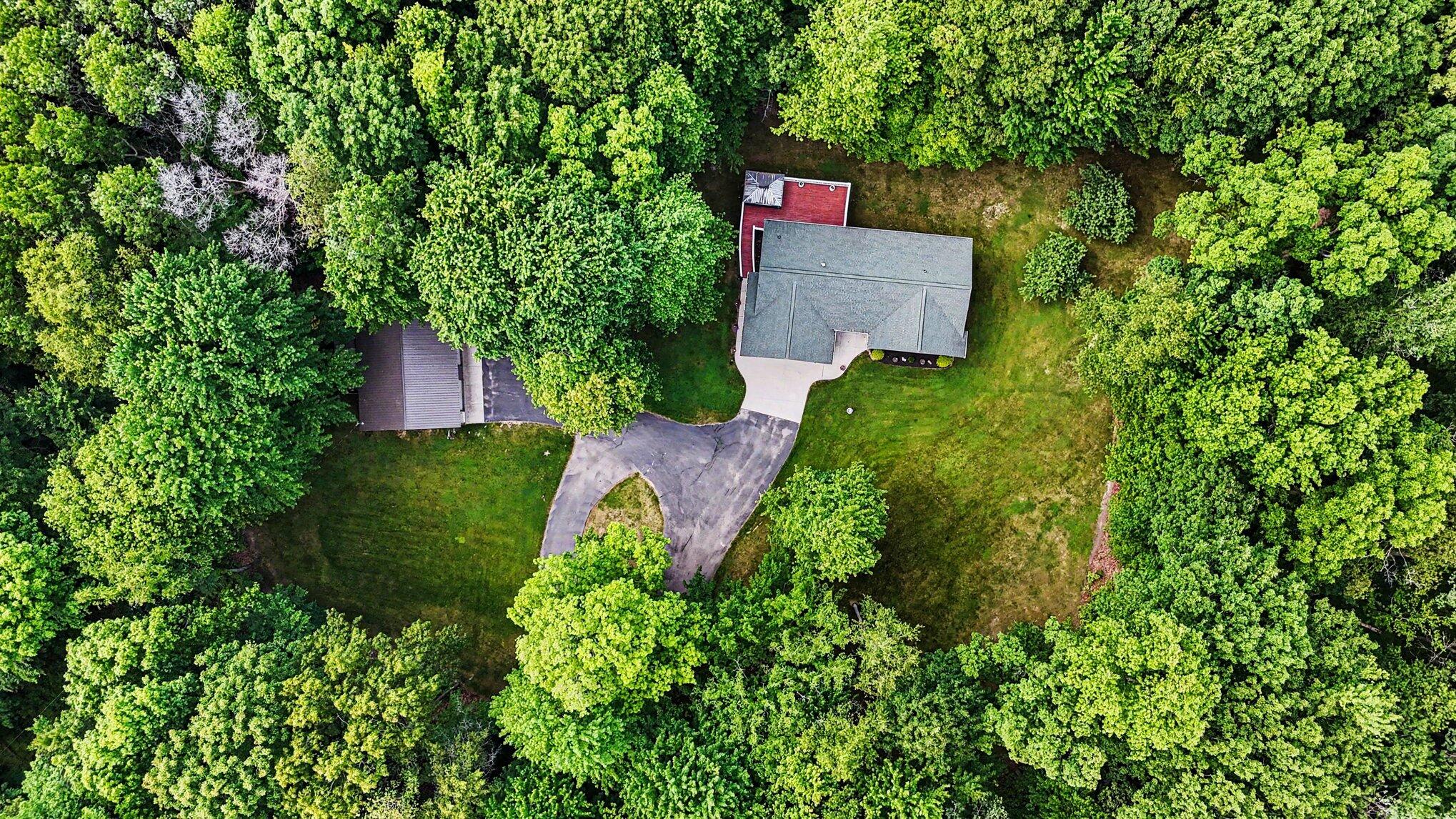 11024 Peck Lake Road Lowell, MI 49331 - Photo 2 of 47 004_file_6282
