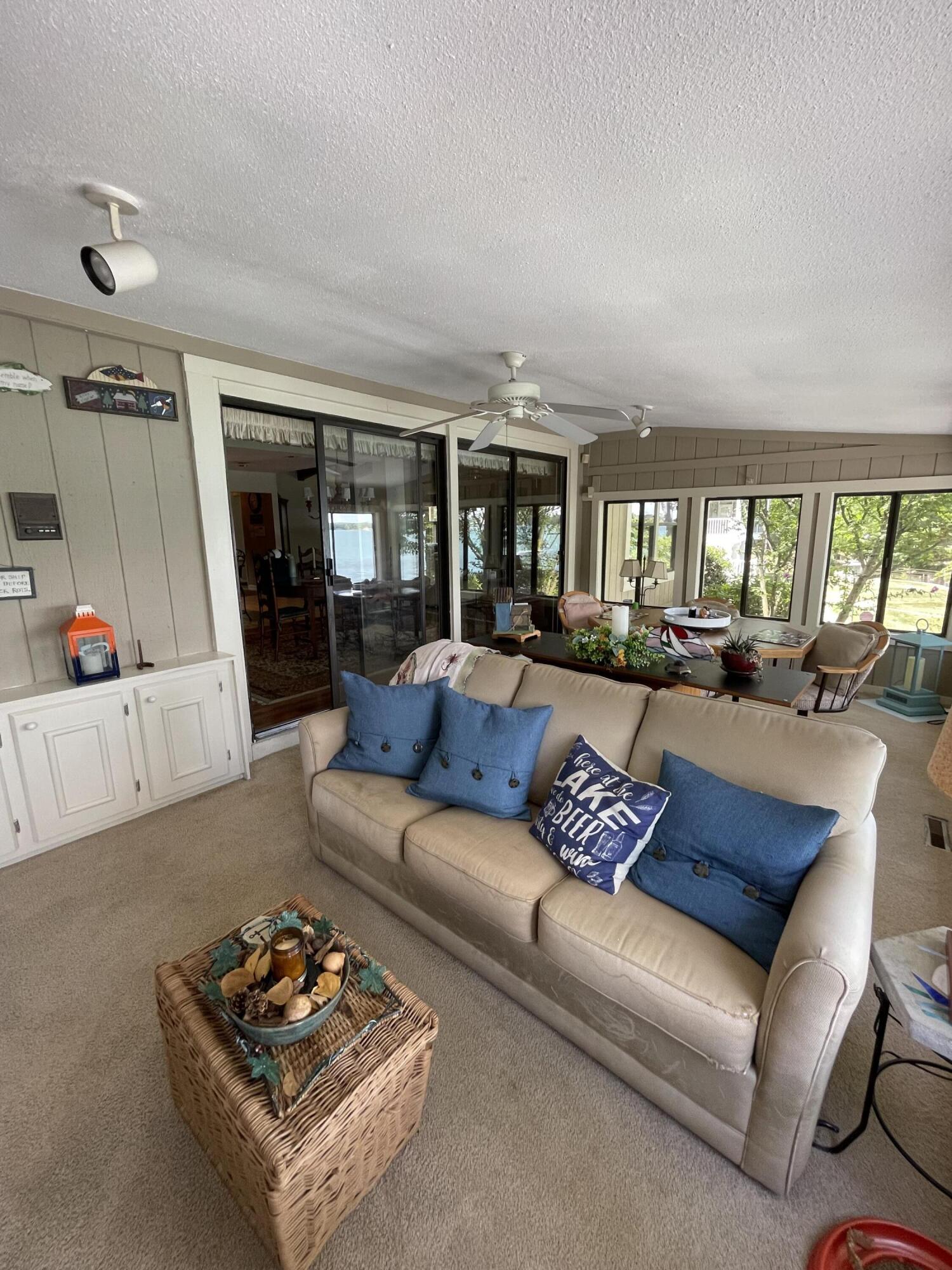 214 Anthony Ford Road Penhook, VA 24137 - Photo 16 of 47 Sunroom View #4