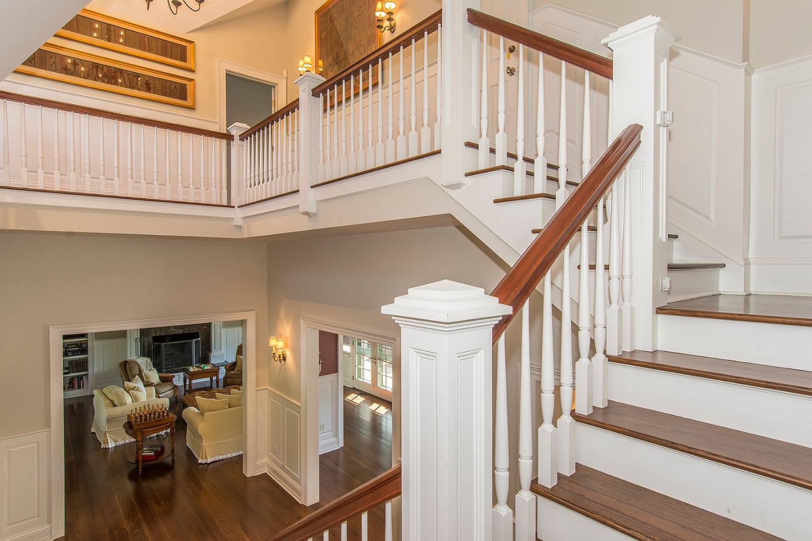 5 Highview Drive Wainscott, NY 11937 - Photo 10 of 20 a view of entryway with wooden floor and livingroom view