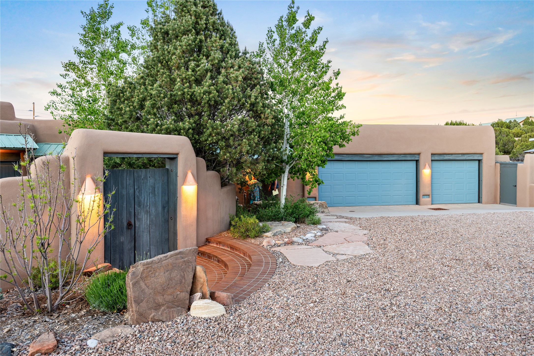 112 Coyote Ridge Trail Santa Fe, NM 87507 - Photo 8 of 54 Home entry