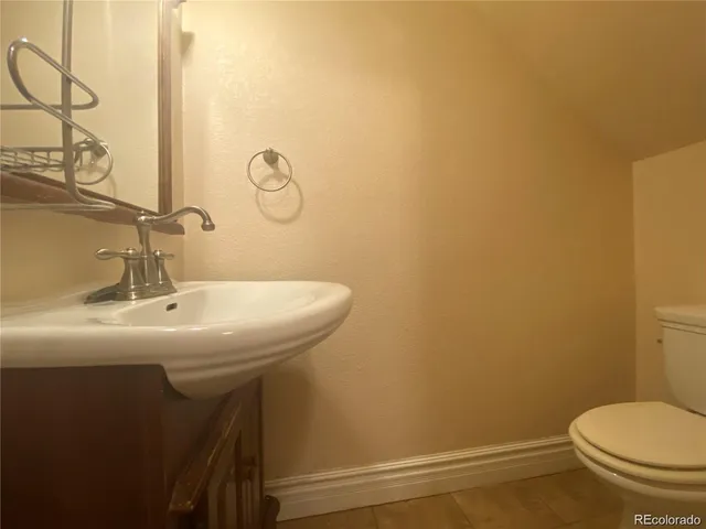 $3,500 | 1460 Pennsylvania Street, Denver, CO 80203