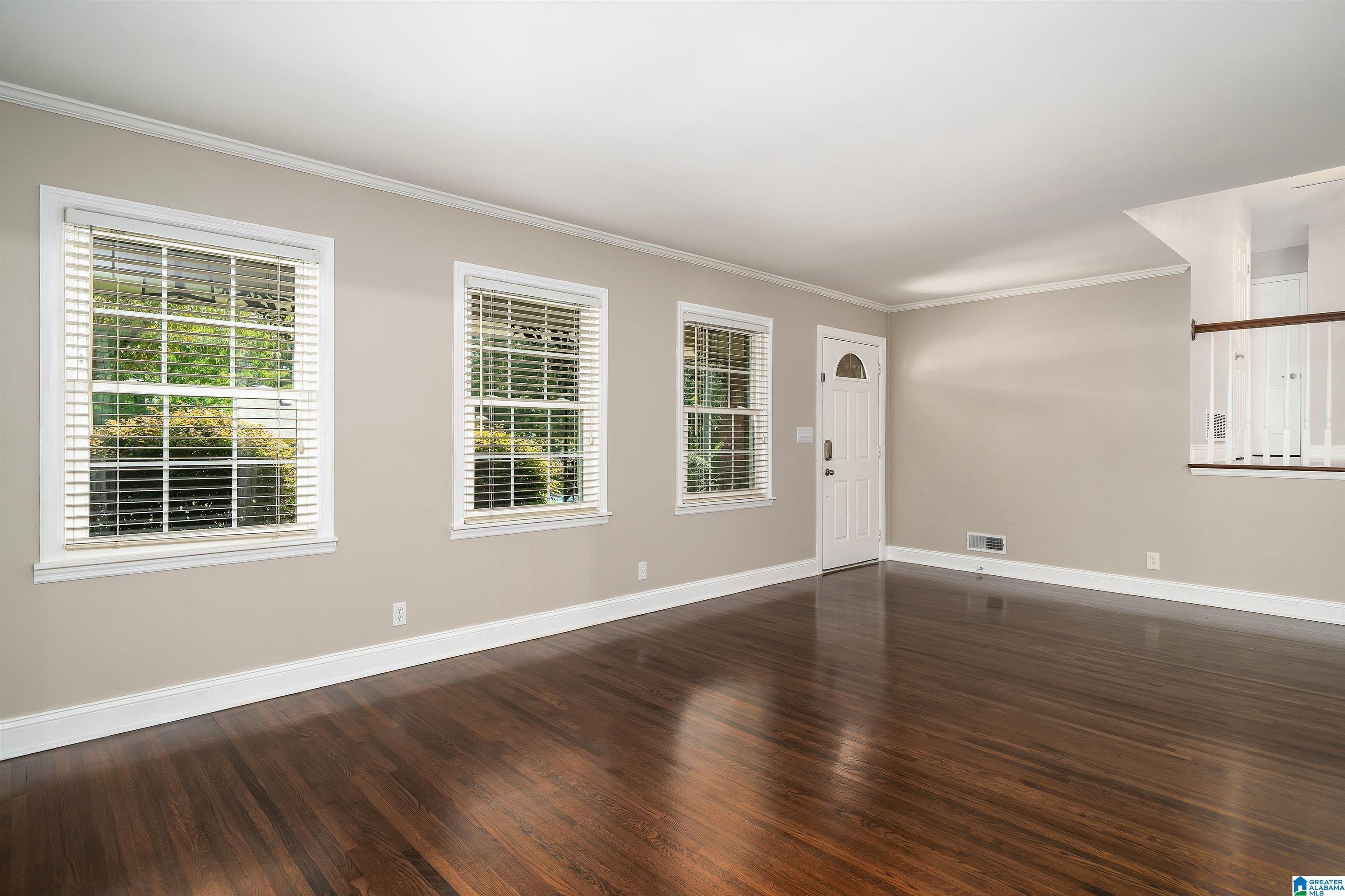 1604 Forest Ridge Road Birmingham, AL 35226 - Photo 5 of 43