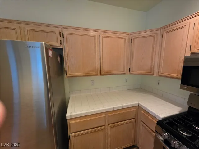 $975 | 2110 Los Feliz Street, Unit 1007, Las Vegas, NV 89156