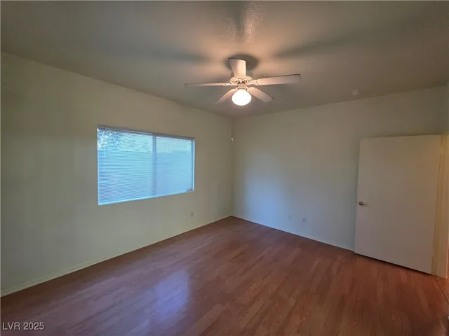 $975 | 2110 Los Feliz Street, Unit 1007, Las Vegas, NV 89156
