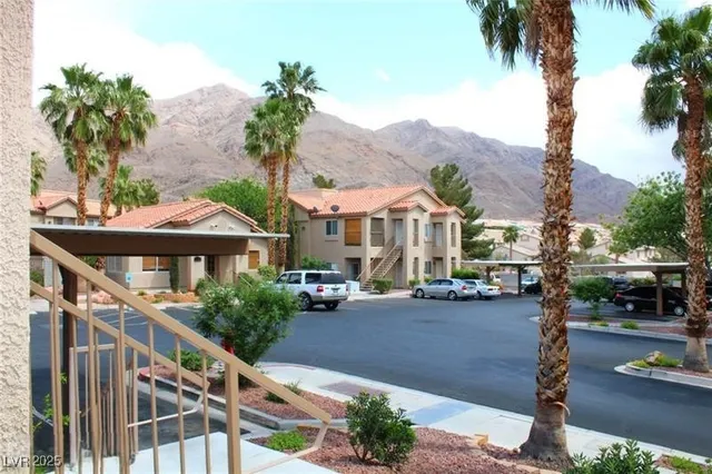 $975 | 2110 Los Feliz Street, Unit 1007, Las Vegas, NV 89156