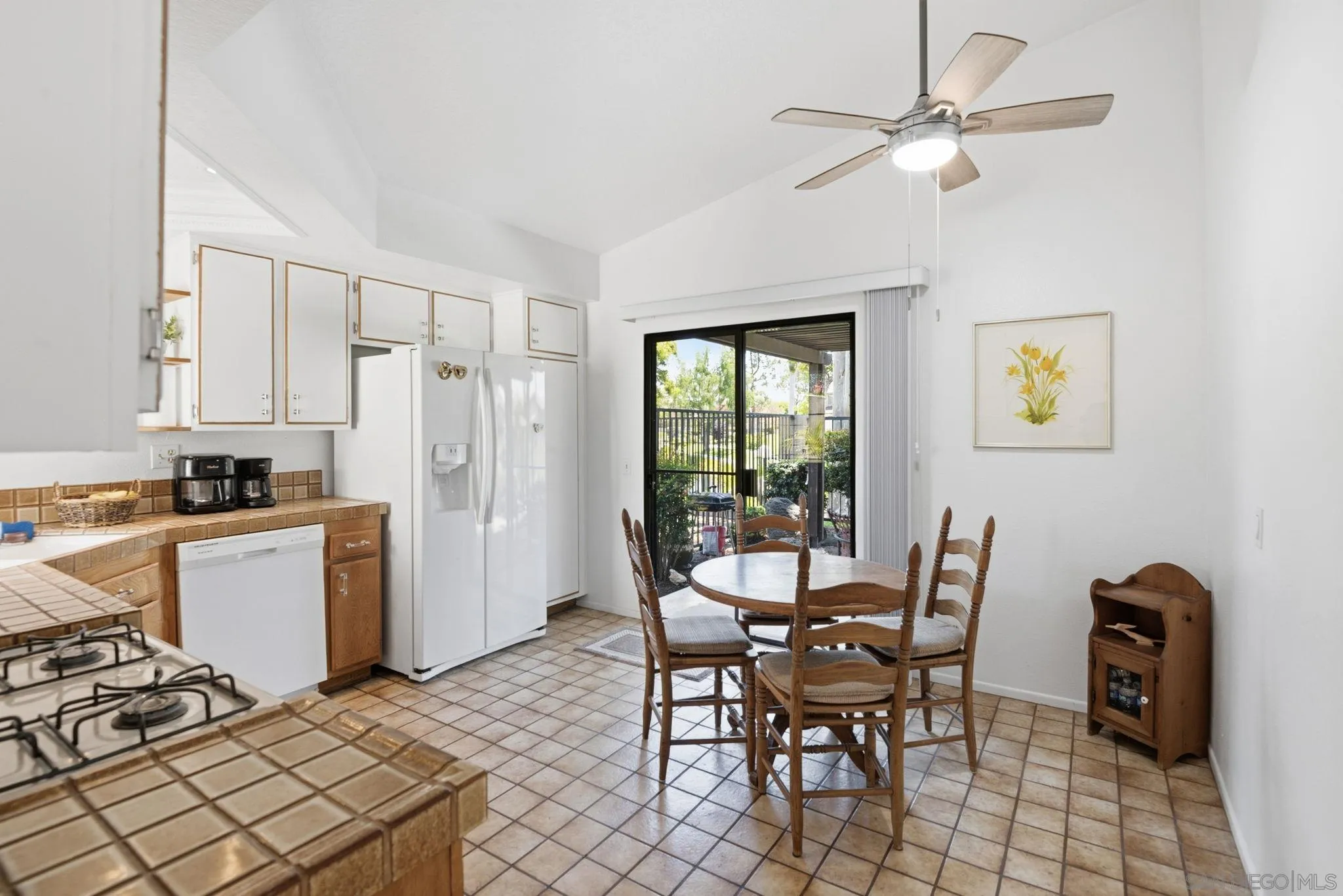 1260 North Lighthouse Lane Anaheim, CA 92801 - Photo 10 of 43