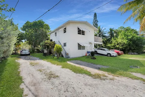 $500,000 | 329 63rd Court, Marathon, FL 33050
