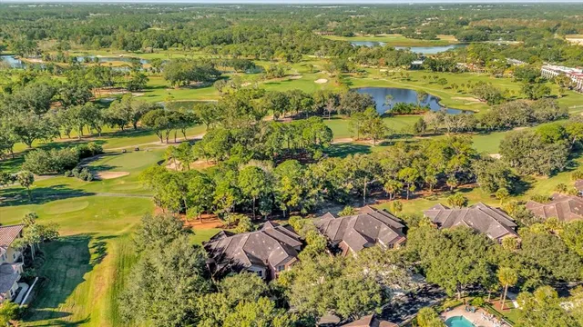 $300,000 | 202 Camino Real, Unit 202, Howey-in-the-Hills, FL 34737