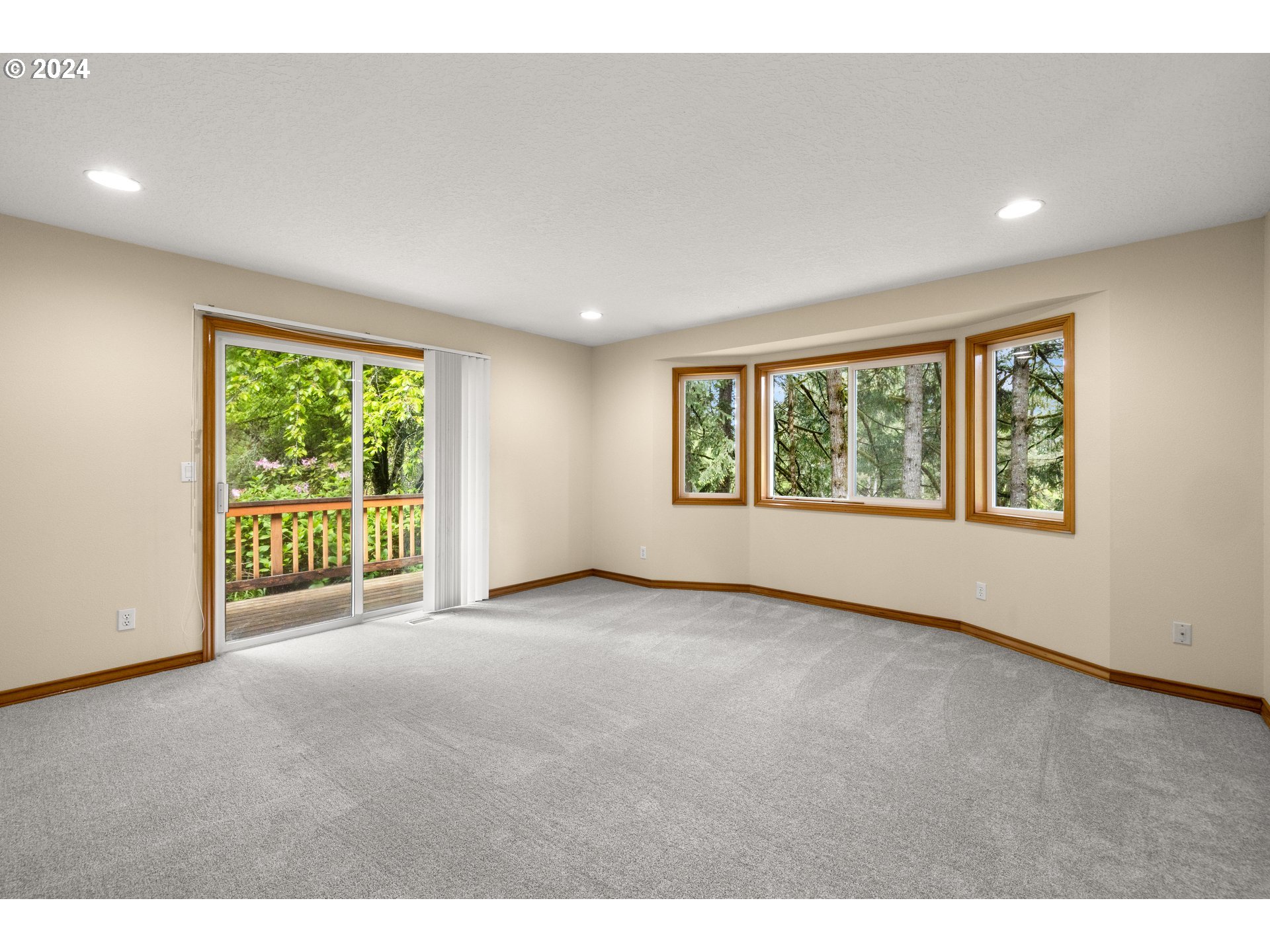 22621 South Day Hill Road Estacada, OR 97023 - Photo 13 of 47 Gallery Image 13