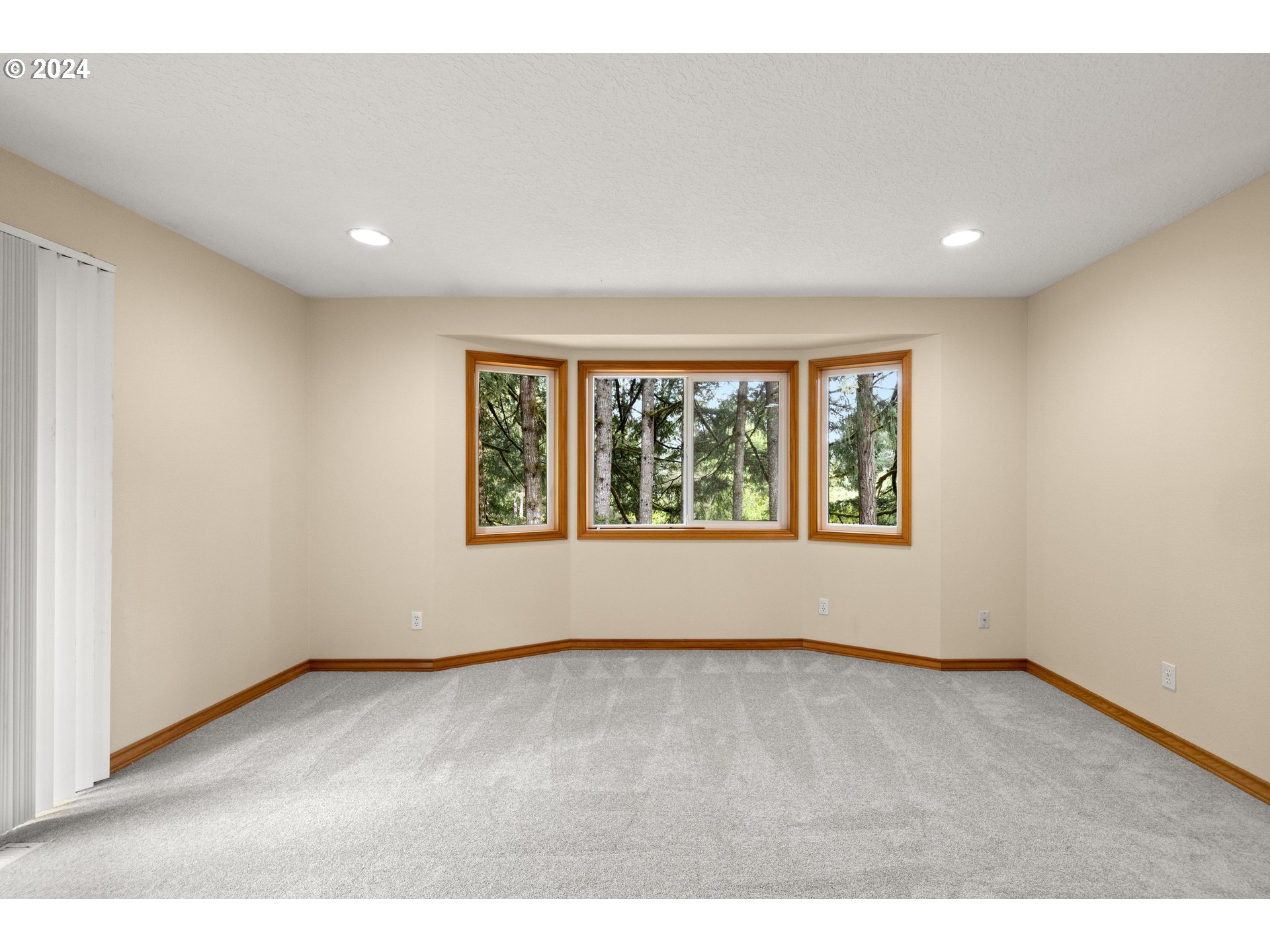 22621 South Day Hill Road Estacada, OR 97023 - Photo 14 of 47 Gallery Image 14