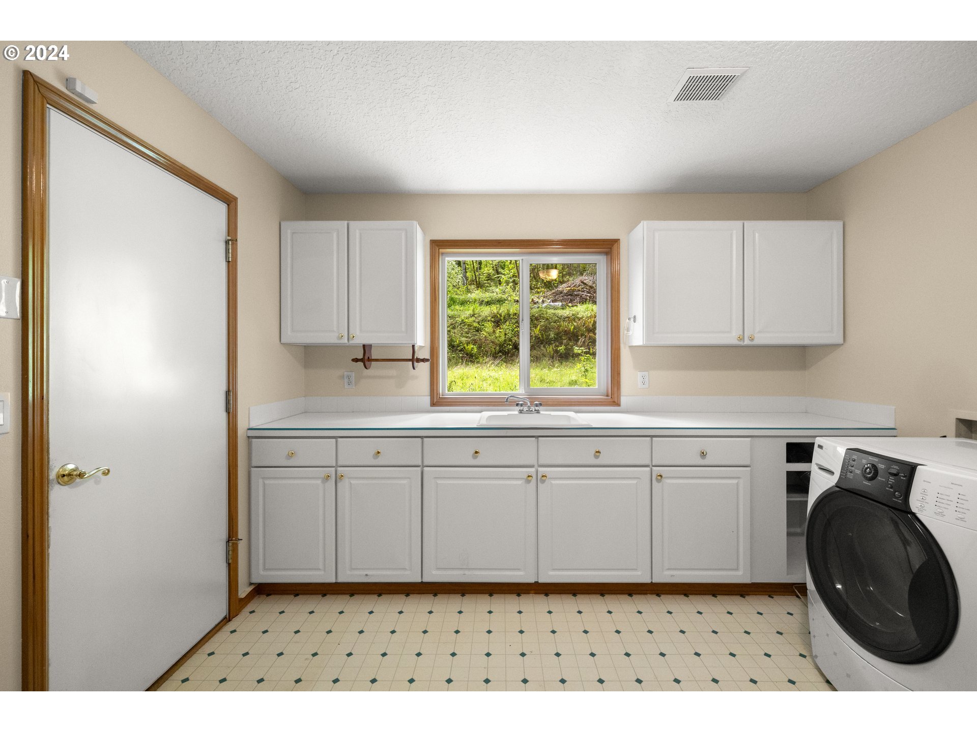 22621 South Day Hill Road Estacada, OR 97023 - Photo 26 of 47 Gallery Image 26