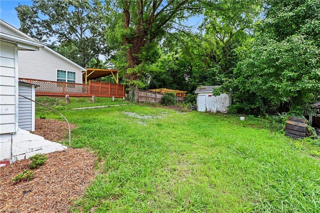 1306 Forrest Street High Point, NC 27262 - Photo 26 of 27