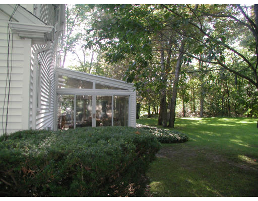 59 Monadnock Road Wellesley, MA 02481 - Photo 4 of 10