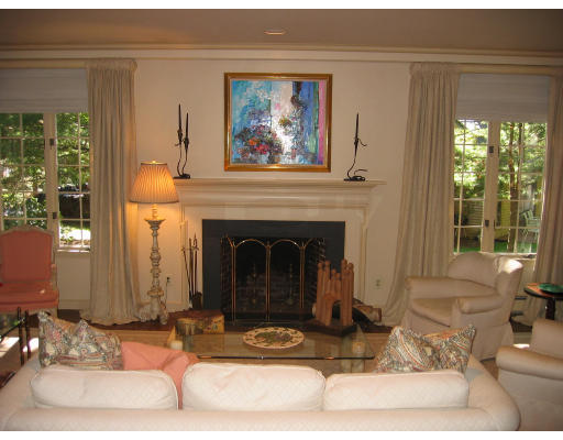 59 Monadnock Road Wellesley, MA 02481 - Photo 7 of 10
