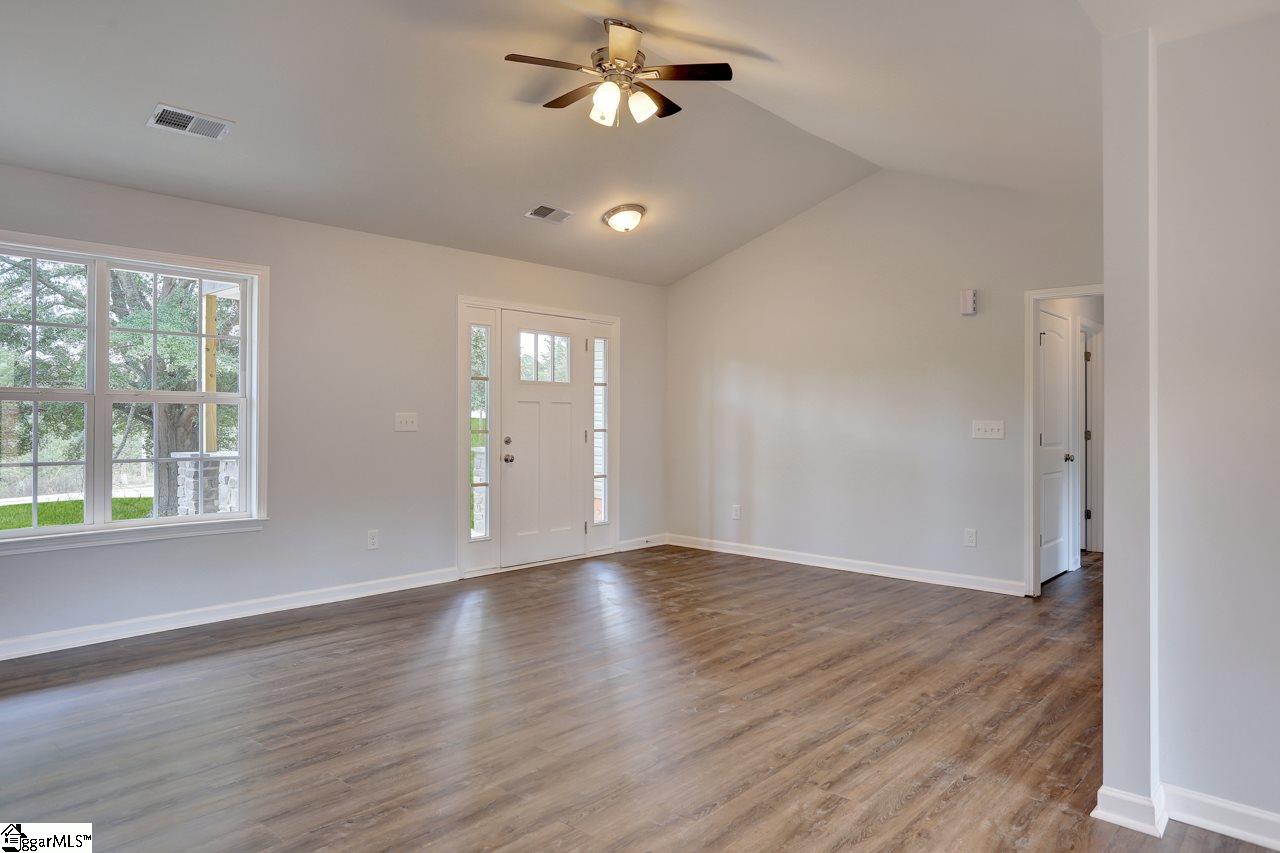 401 Old Hunts Bridge Road Greenville, SC 29617 - Photo 5 of 18 Gallery Image 5