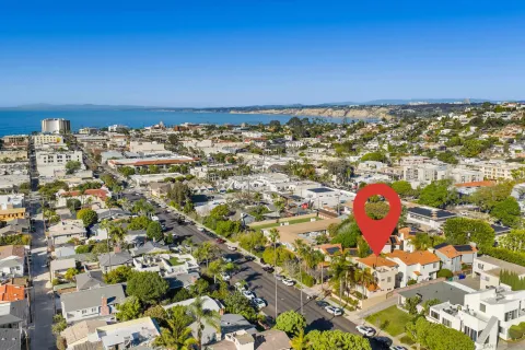 $3,198,000 | 7355 Fay Avenue, La Jolla, CA 92037
