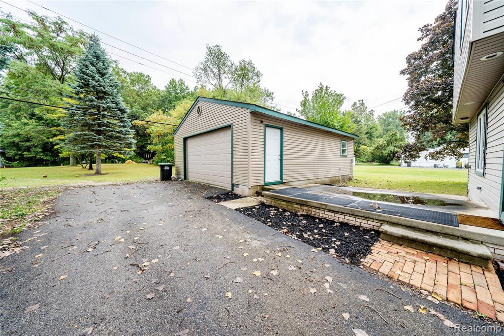 8853 Beech Daly Road Taylor, MI 48180 - Photo 32 of 34 Gallery Image 32