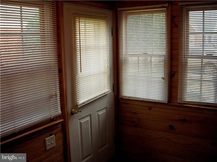 24 East Village Road Newark, DE 19713 - Photo 3 of 14
