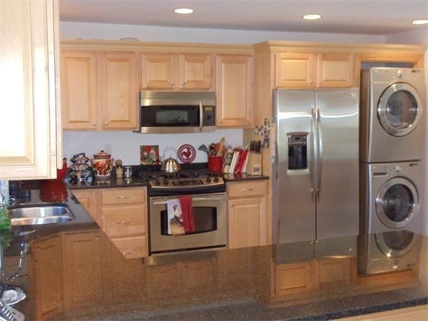23 A Old County Road, Unit A Gloucester, MA 01930 - Photo 4 of 26 Gallery Image 4