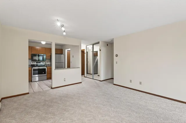 $149,900 | 3850 Plymouth Boulevard, Unit 117, Plymouth, MN 55446