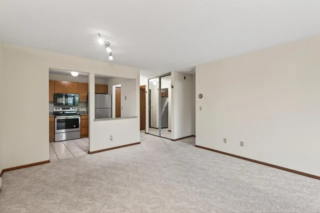 $139,900 | 3850 Plymouth Boulevard, Unit 117, Plymouth, MN 55446