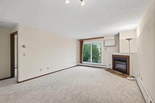 $149,900 | 3850 Plymouth Boulevard, Unit 117, Plymouth, MN 55446