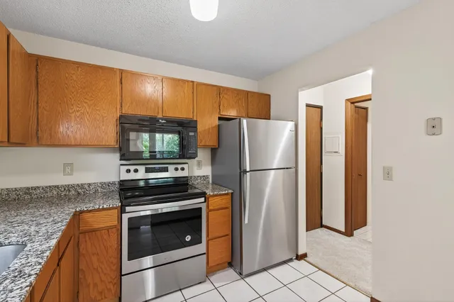 $149,900 | 3850 Plymouth Boulevard, Unit 117, Plymouth, MN 55446