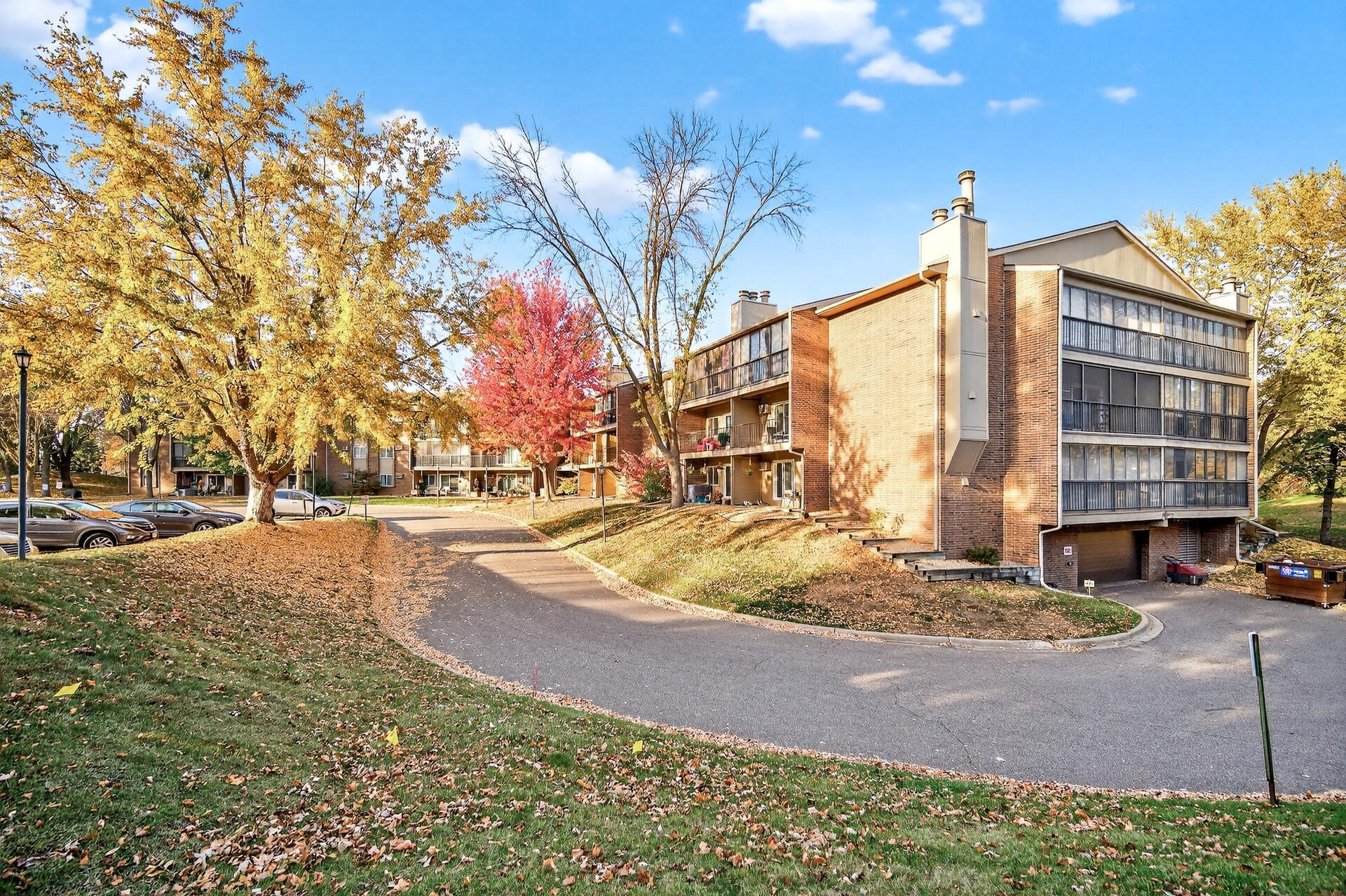 3850 Plymouth Boulevard, Unit 117 Plymouth, MN 55446 - Photo 41 of 53