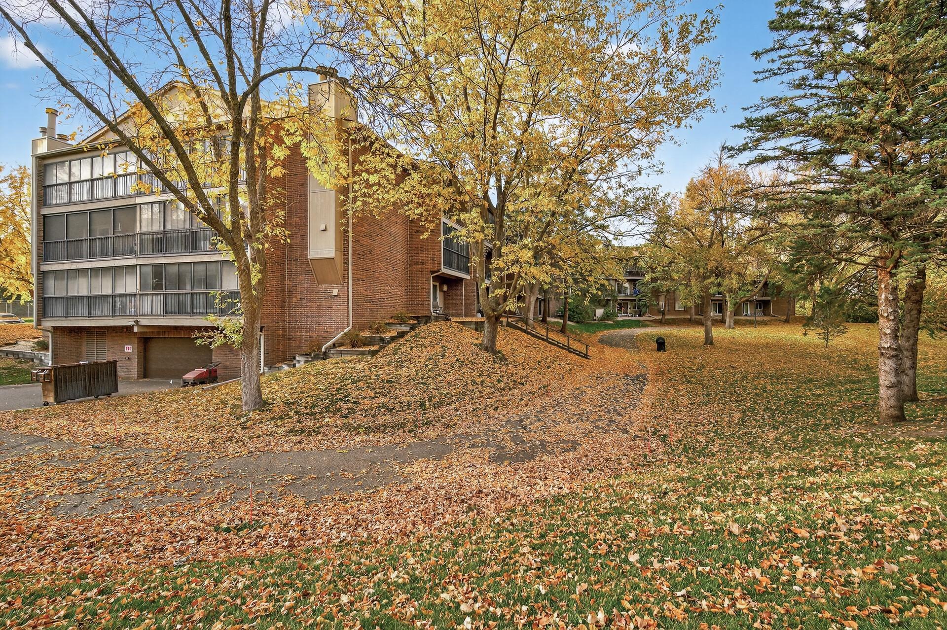 3850 Plymouth Boulevard, Unit 117 Plymouth, MN 55446 - Photo 43 of 53