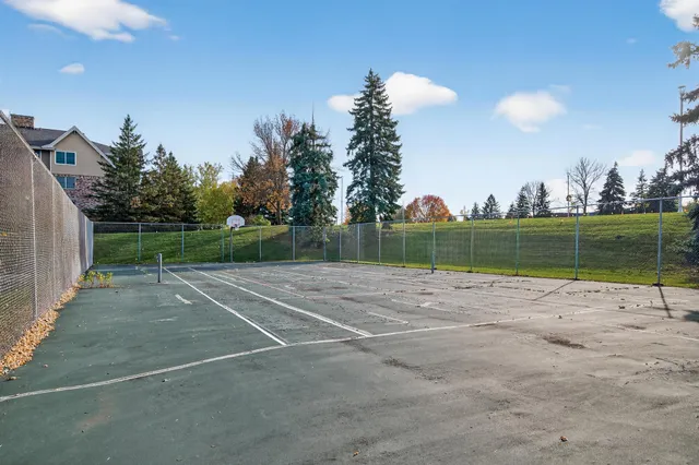 $149,900 | 3850 Plymouth Boulevard, Unit 117, Plymouth, MN 55446