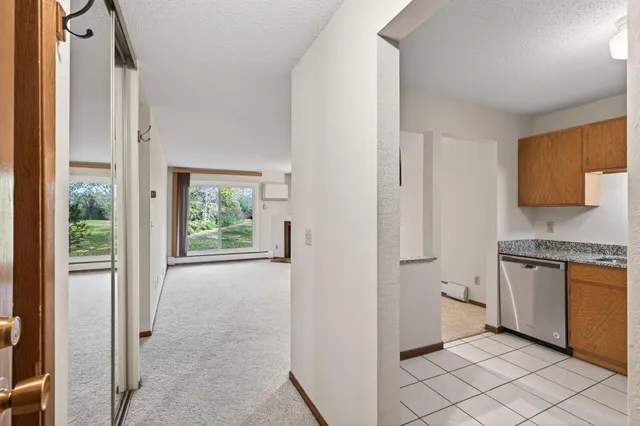 $149,900 | 3850 Plymouth Boulevard, Unit 117, Plymouth, MN 55446