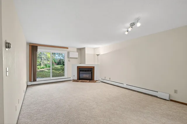 $149,900 | 3850 Plymouth Boulevard, Unit 117, Plymouth, MN 55446