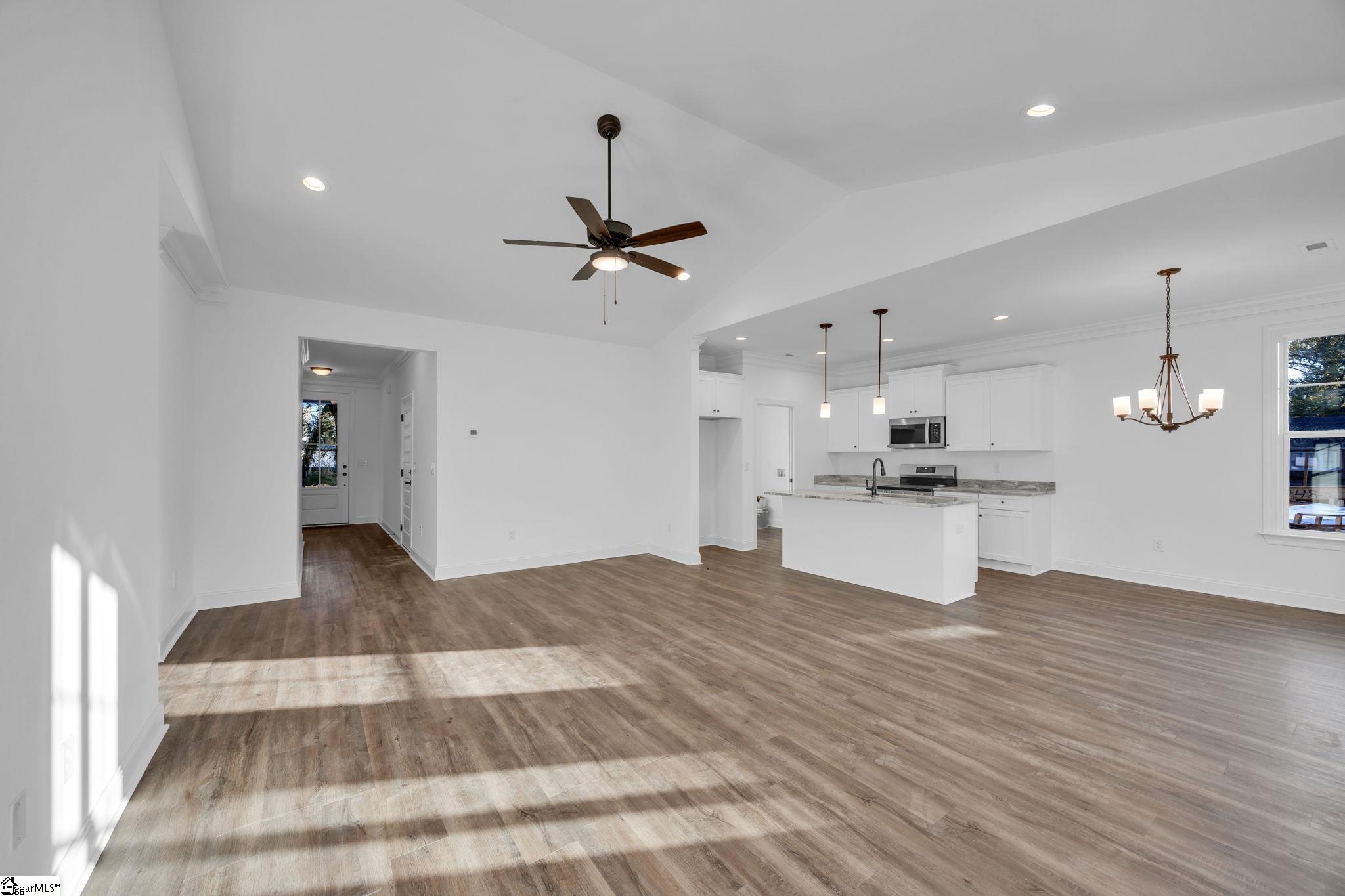 608 Caughlin Avenue Anderson, SC 29624 - Photo 6 of 25 Gallery Image 6