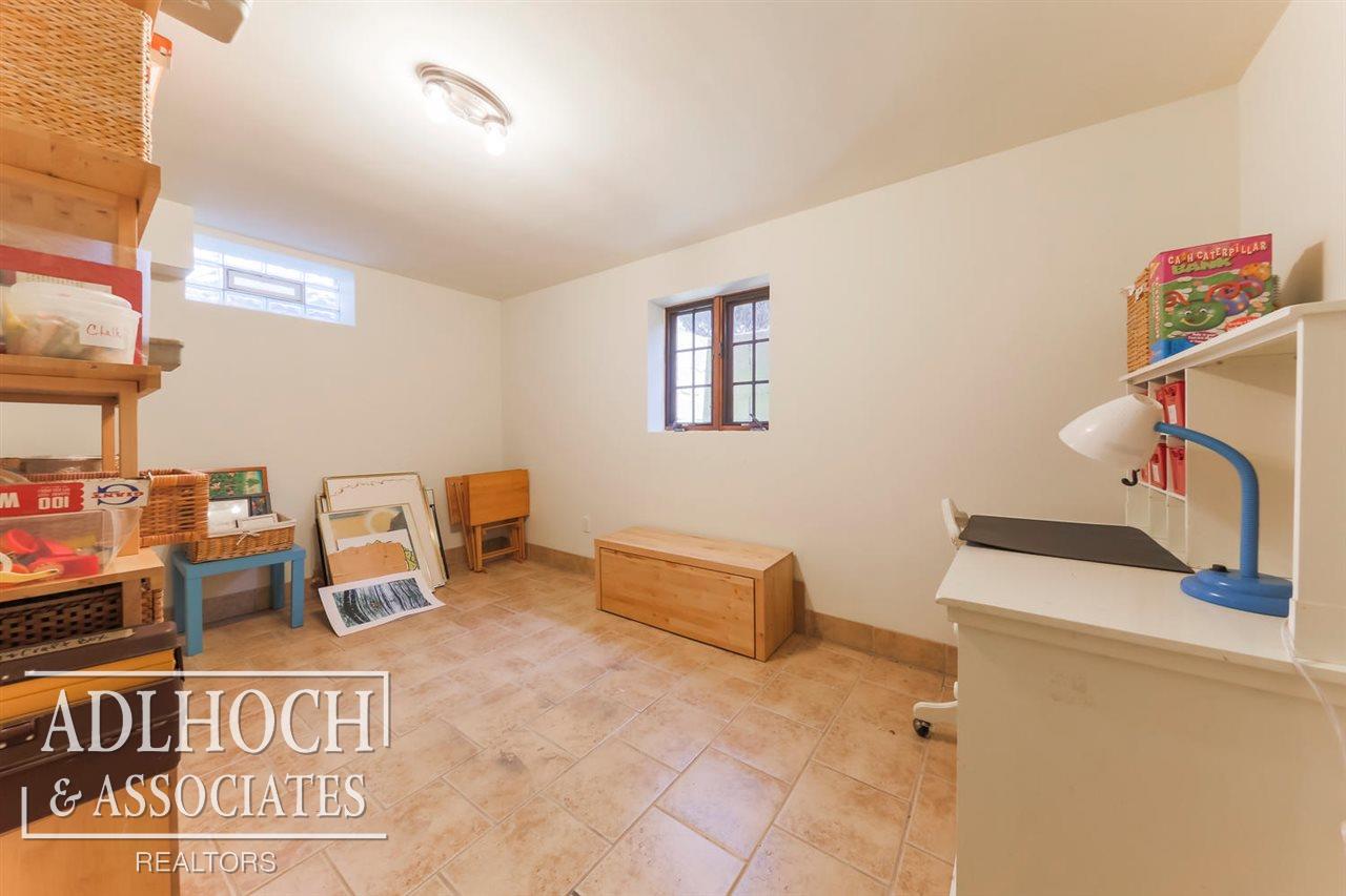 15725 Windmill Point Grosse Pointe, MI 48230 - Photo 40 of 58