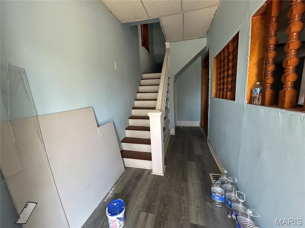 5875 Lotus Avenue St. Louis, MO 63112 - Photo 2 of 7