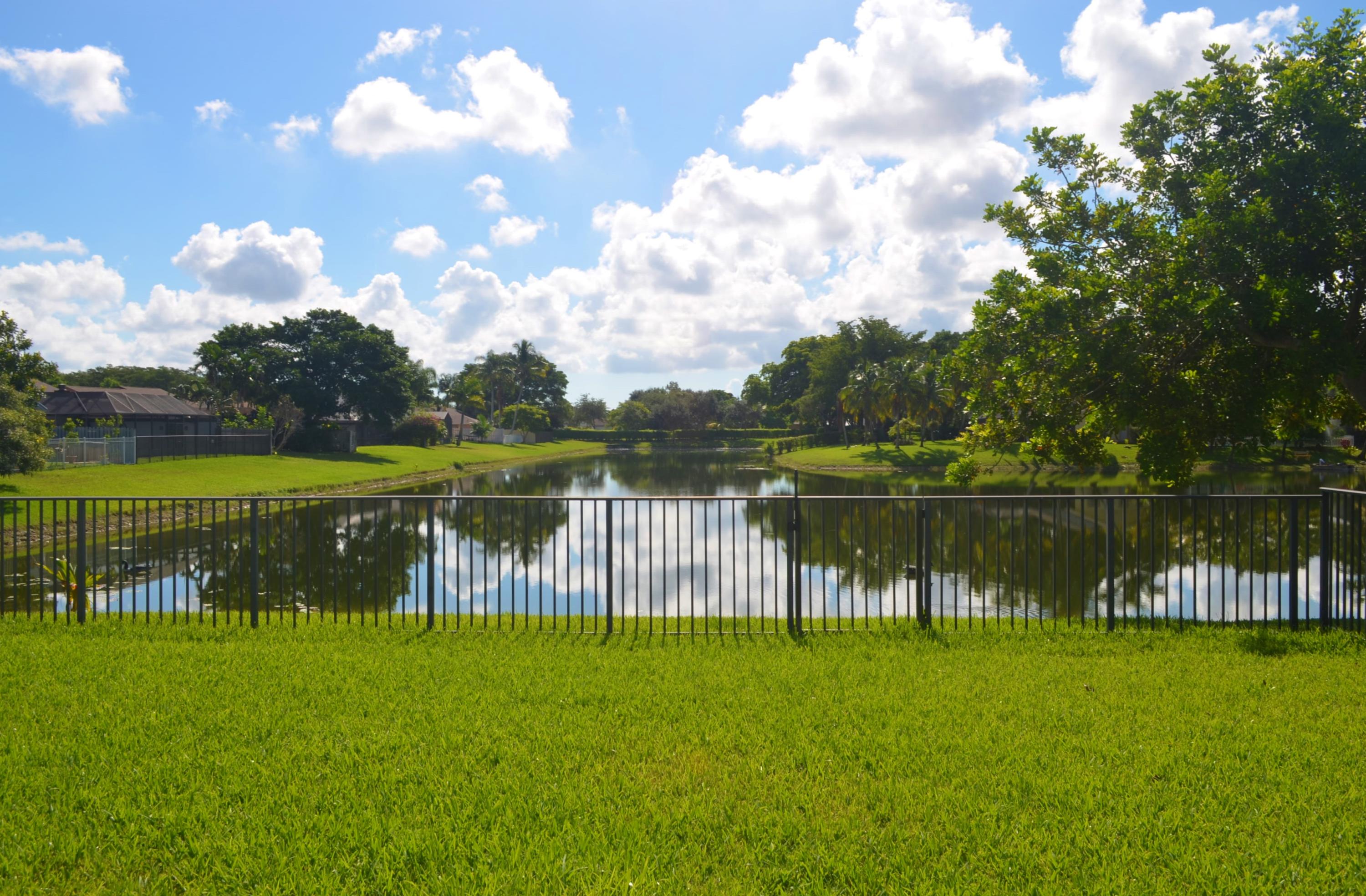 21518 Summertrace Circle Boca Raton, FL 33428 - Photo 2 of 28 Fenced Yard