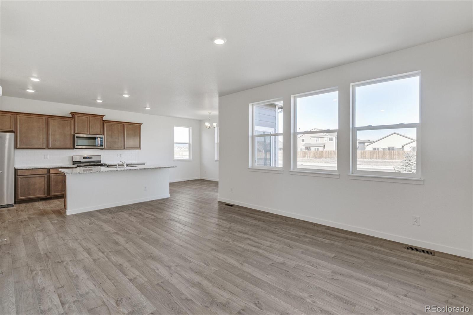 17826 Dandy Brush Drive Parker, CO 80134 - Photo 3 of 27