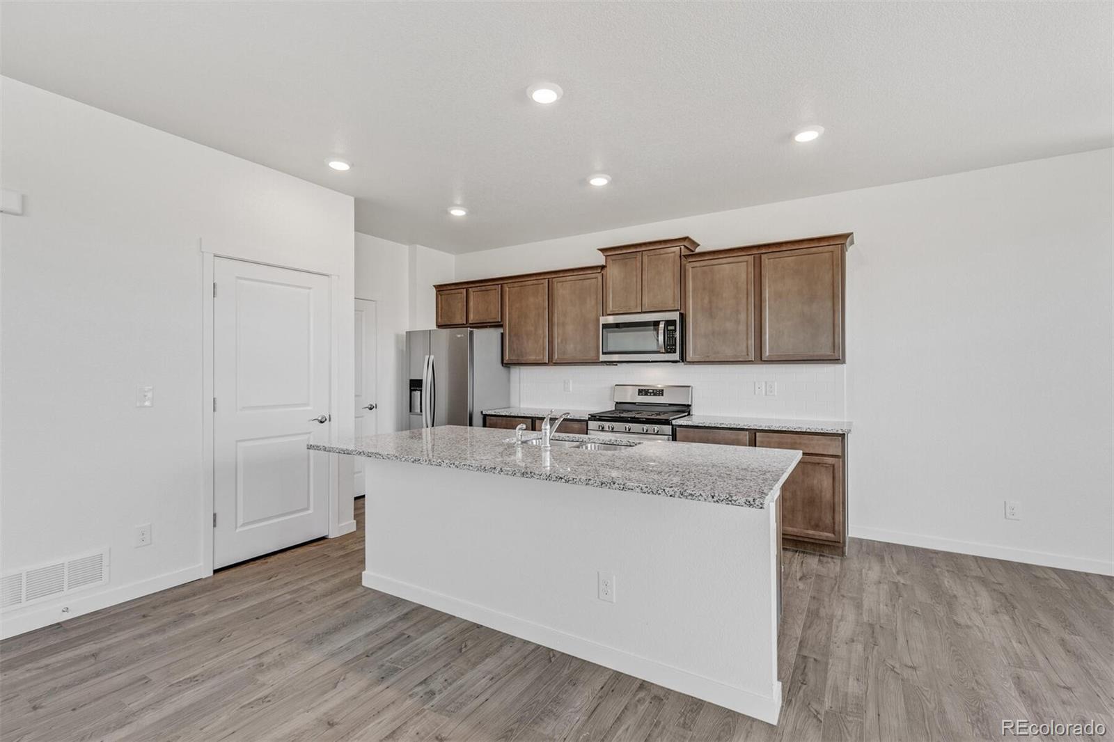 17826 Dandy Brush Drive Parker, CO 80134 - Photo 7 of 27