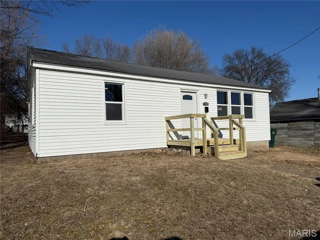 $152,000 | 1109 Ohio Street, Louisiana, MO 63353
