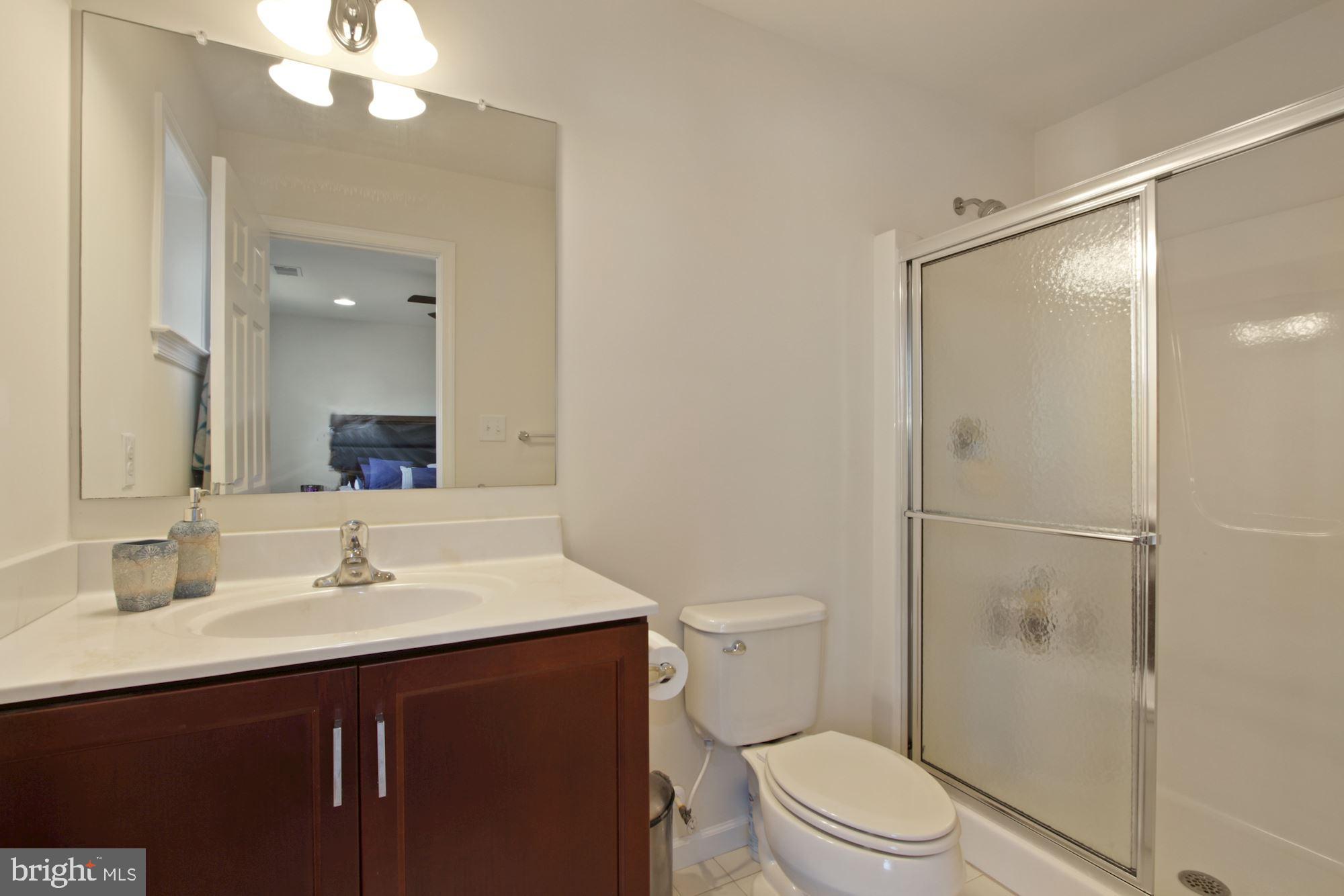 17 Abby Road Avondale, PA 19311 - Photo 50 of 65 Full bath for bedroom # 2