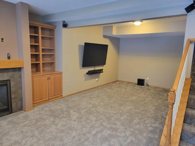 $559,900 | 16267 Griffon Trail, Lakeville, MN 55044