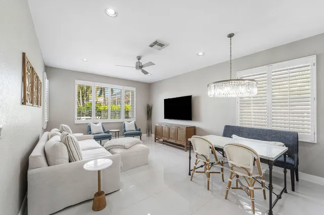 $7,900 | 121 Palm Circle, Lake Worth, FL 33462