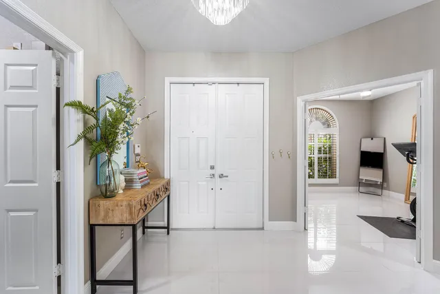 $7,900 | 121 Palm Circle, Lake Worth, FL 33462