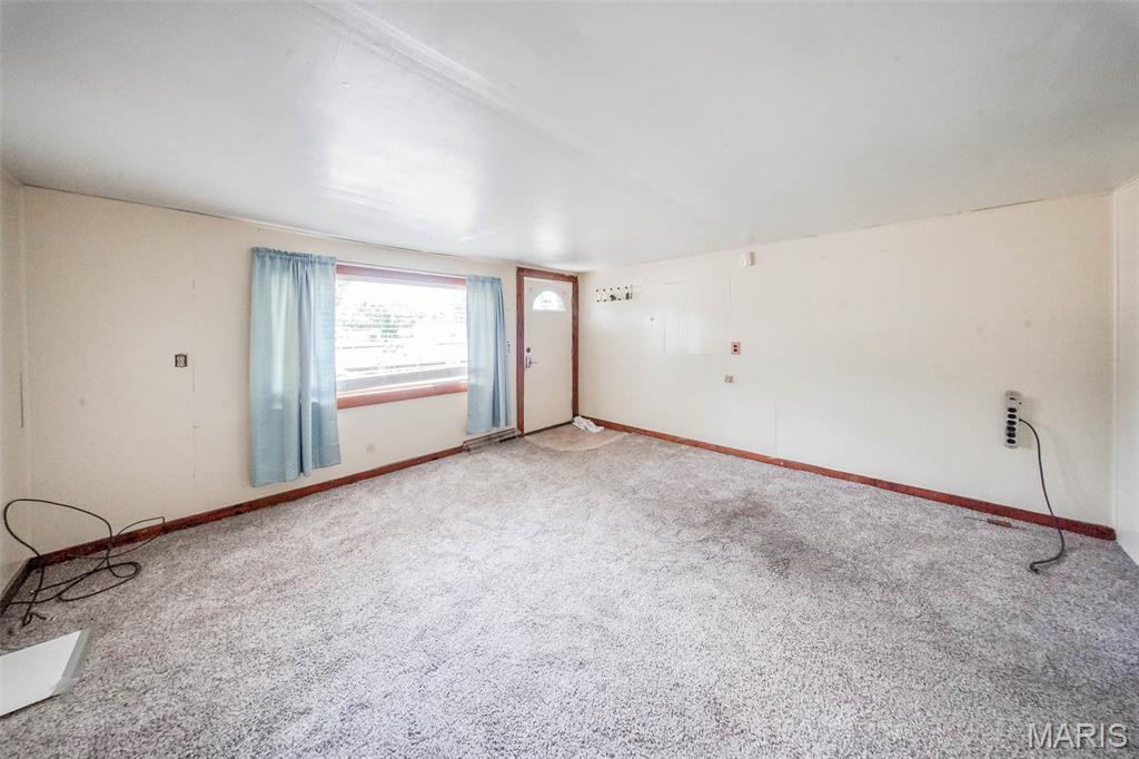 603 West Springfield Street St. James, MO 65559 - Photo 4 of 26