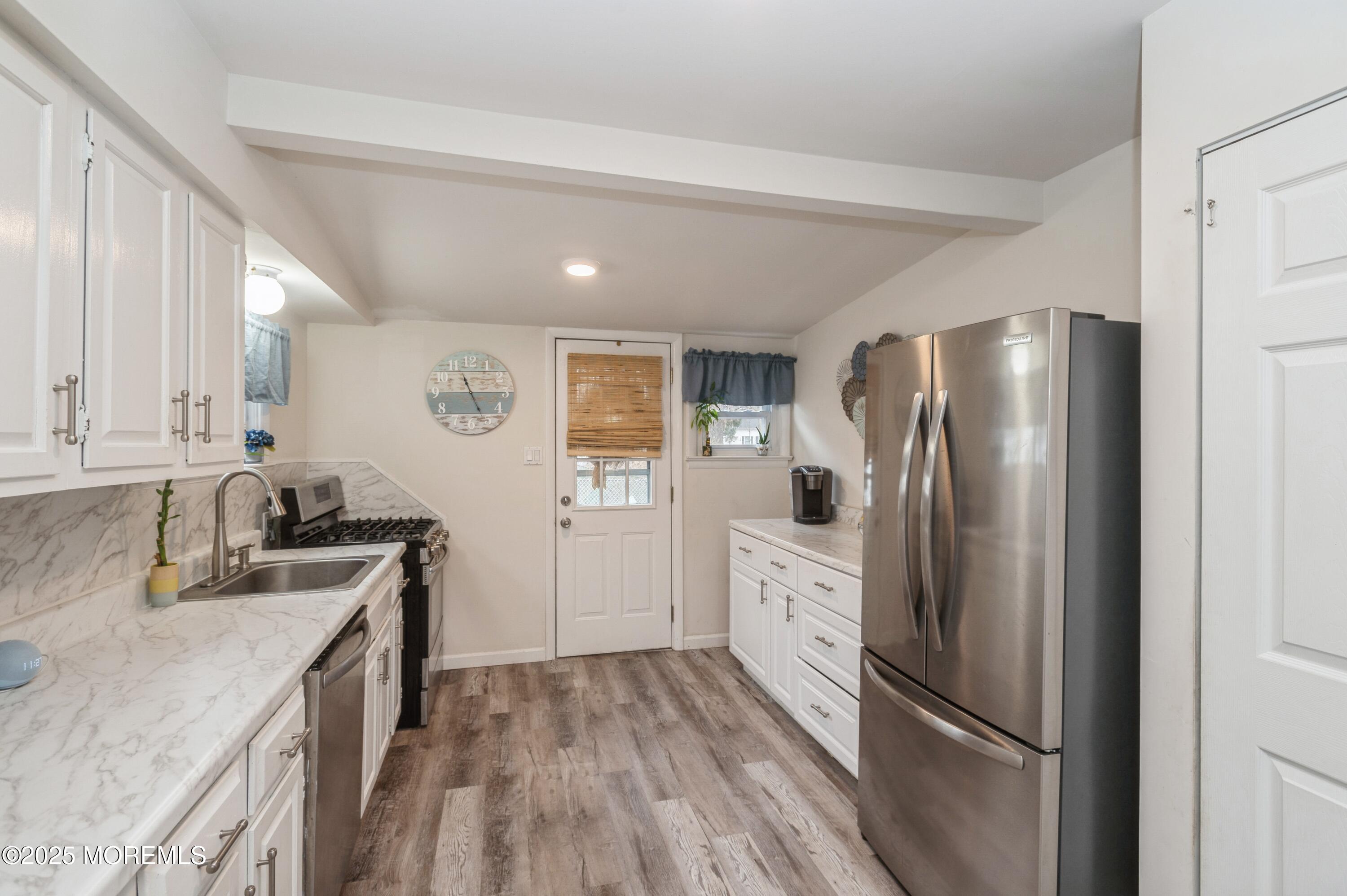 45 Lancaster Road Brick, NJ 08723 - Photo 9 of 25 09_45LancasterRd_177001_Kitchen_HiRes