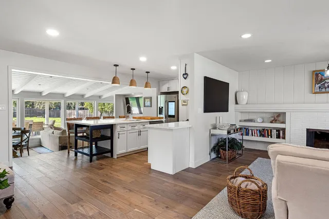 $1,125,000 | 1507 Los Molinos Way, Sacramento, CA 95864