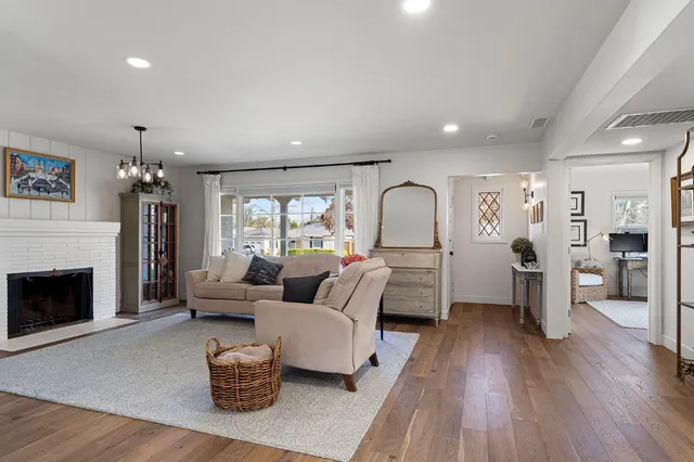 $1,125,000 | 1507 Los Molinos Way, Sacramento, CA 95864